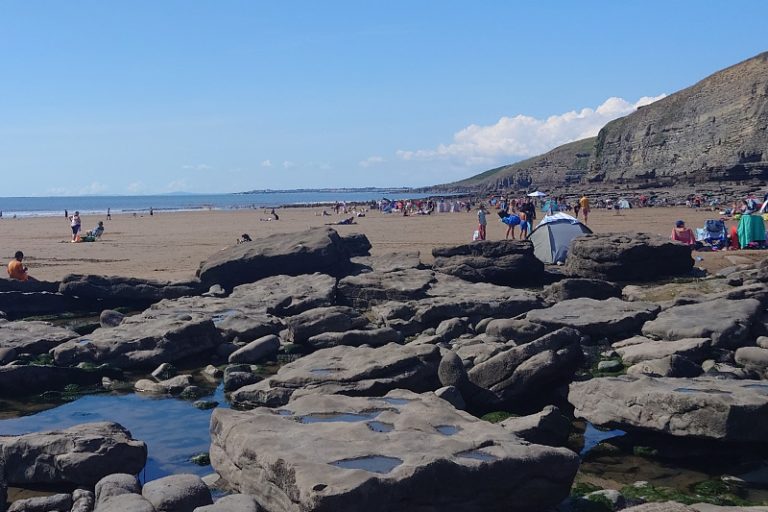 Tourism brings cheer to the British Economy